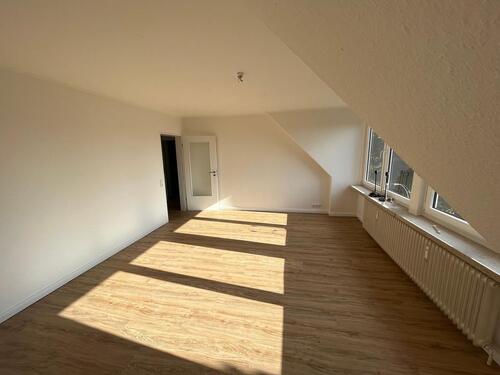 Foto - Jork, helle 3-Zi Wohnung, Tiefgaragenstellplatz