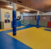 Halle zur Vermietung - 30,00&nbsp;EUR Kaltmiete, ca.&nbsp; 160,00&nbsp;m&sup2; in Rostock (PLZ: 18055)