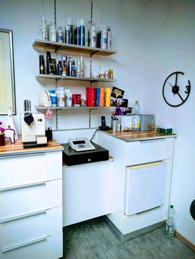 Foto - Friseursalon zur Übernahme - 950,00&nbsp;EUR Kaltmiete, ca.&nbsp; 40,00&nbsp;m&sup2;