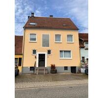 Stadtnahes Einfamilienhaus mit Einliegerwohnung - Sankt Wendel