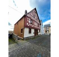 5-Zi. Fachwerk-DHH – 104 m² – Wintergarten & EBK - Merenberg