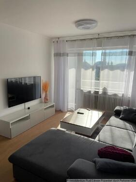 Foto - Sehr schöne neu renovierte 3 Zimmer Wohnung mit Balkon