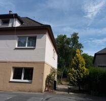 Lust auf Veränderung: große und komplett renovierte 2-Zimmer-Wohnung mit Terrasse - Dortmund Mengede