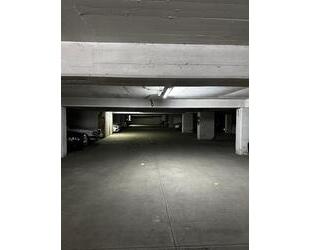 Tiefgarage am Schloss Charlottenburg zu vermieten - Berlin Westend