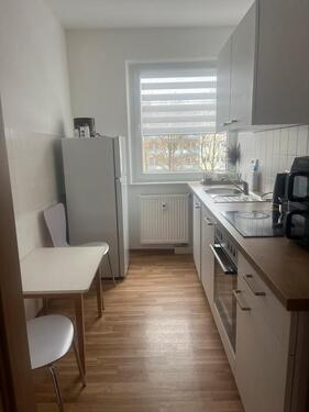 Foto - Teilweise möblierte Vierzimmerwohnung zu vermieten.