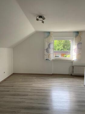Foto - Charmante 3-Zimmer-Dachgeschosswohnung in Gaildorf zu vermieten
