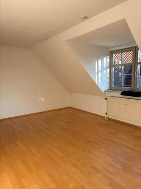 Foto - 3 Zimmer Dachgeschoßwohnung zum Kaufen in Augsburg