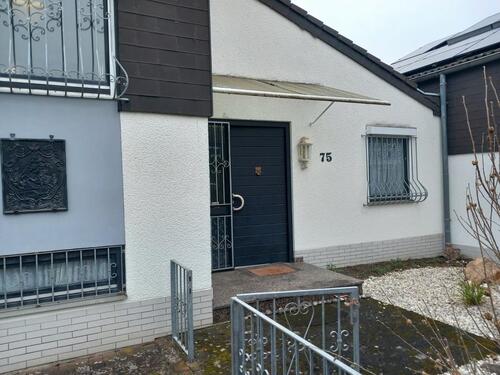 Foto - BONN - REIHENHAUS - SOFORT BEZUGSFREI -
