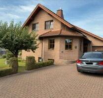 Großzügiges Familienhaus mit viel Platz & einem großen Garten - Altenbeken