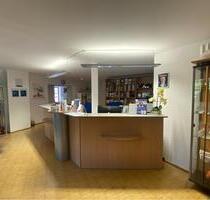 Schöne Büro- Praxisfläche mitten in Kirchbauna - Baunatal