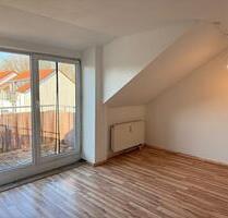 3 Zimmer Wohnung - EinbaukücheBalkonDuscheStellplatz - Bernau bei Berlin