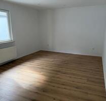 Frisch renovierte 3-Zimmer Wohnung in Zentraler Lage in Limburg - Limburg an der Lahn