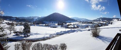 Foto - Ferienwohnung Allgäu Winterurlaub Skifahren Frühstück Kind