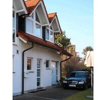 Moderne Doppelhaushälfte mit viel Platz in gehobener Ausstattung - Mommenheim