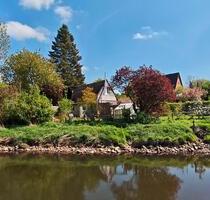 Einfamilienhaus mit 33m direktem Trave-Zugang - Nähe Bad Oldesloe