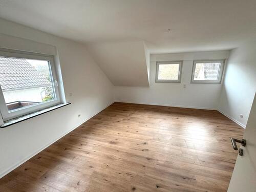 Foto - Kernsanierte 3-Zimmer-Wohnung in Niederdürenbach zu vermieten