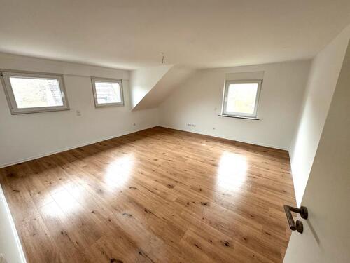 Foto - 3 Zimmer Dachgeschoßwohnung in Burgbrohl