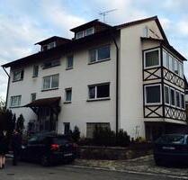 sonnige ruhige Wohnung - 380,00&nbsp;EUR Kaltmiete, ca.&nbsp; 40,00&nbsp;m&sup2; in Sulz am Neckar (PLZ: 72172)
