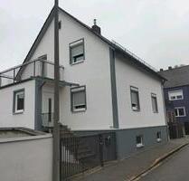 Großzügiges, modernisiertes Haus mit Garten, in guter Lage - Schwandorf