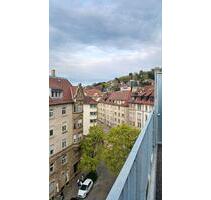 Bezugsfreie 3-Zimmer-Wohnung mit Balkon im Lehenviertel - Stuttgart