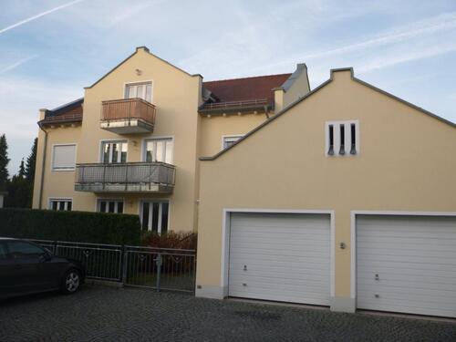 Foto - Neuwertige, freundliche 4-Zi-Whg. 1.OG mit Süd-Blk. in SR-Ittling