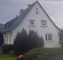 Renovierungsbedürftige 4-Zimmer Wohnung mit Terrasse - Zierenberg