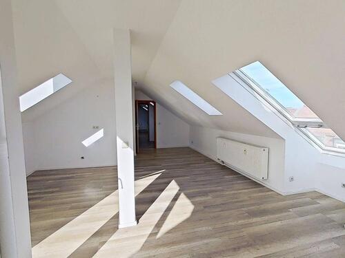 Foto - 2 Zimmer Dachgeschoßwohnung zur Miete in Nürnberg