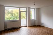 Foto - Moderne 3 Zimmer Wohnung -Frisch Renoviert und Einzugsbereit!