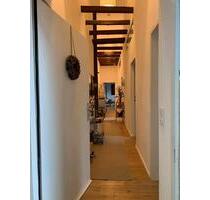 Altbauwohnung im DG mit hohen Decken - Bergisch Gladbach Alt-Frankenforst