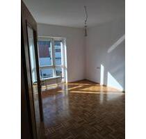 Wohnung zu vermieten - 700,00&nbsp;EUR Kaltmiete, ca.&nbsp; 64,00&nbsp;m&sup2; in Steinheim am Albuch (PLZ: 89555)