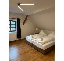 Apartement möbeliert - 900,00&nbsp;EUR Kaltmiete, ca.&nbsp; 45,00&nbsp;m&sup2; in Hausen (PLZ: 93345)