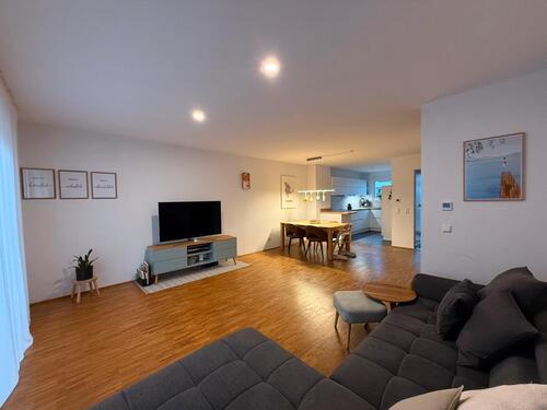 Foto - Modernes Reiheneckhaus mit Wärmepumpe und Pool, KfW-40