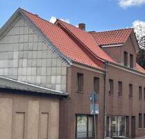 Wohn- und Geschäftshaus mit Einliegerwohnung - Gützkow