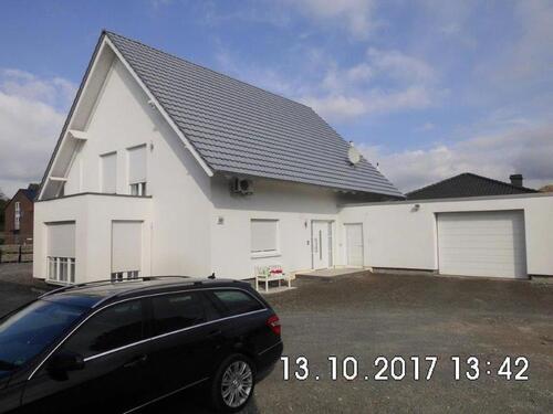 Foto - Freistehendes Modernes Einfamilienhaus 180qm mit Eigengrundstück