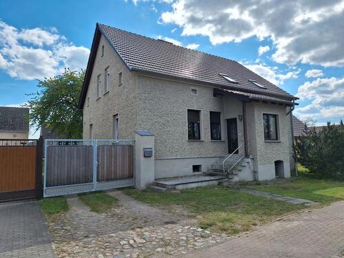 Foto - Bauernhof. Haus zur Miete. Mehrgenerationen.Pferdehaltung möglich