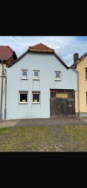 Foto - Famielienhaus Renovierungsarbeiten bedürftig