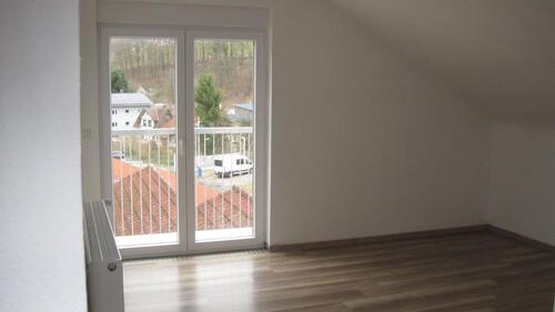 Foto - Wohnung 2 Zimmer,Wohnküche,Bad,Balkon in Wald-Michelbach Zentrum