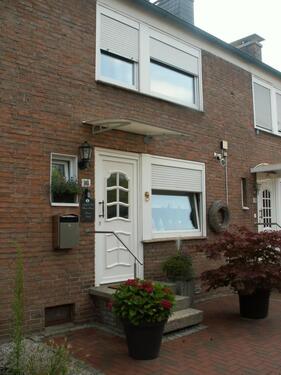 Foto - saniertes Reihenhaus im Ortsteil Frensdorf, z. Zt vermietet