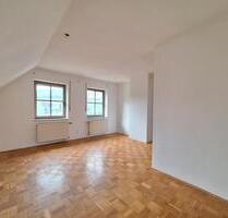 Wir renovieren im Idyll Ihre neue Wohnung! - Hof Neuhof