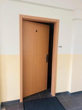 Foto - Großzügige Souterrainwohnung mit viel Tageslicht – ideal für WG,