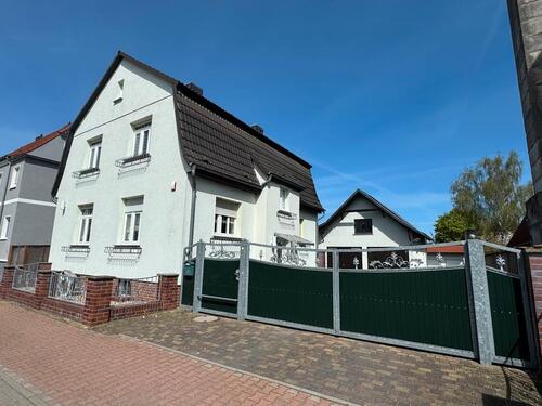 Foto - Exclusives Einfamilienhaus mit PV Anlage, Wärmepumpe und Wallbox