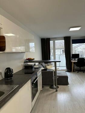 Foto - Modernes Studio mit Indoor Pool 1 Monats Miete 01.01-01.02