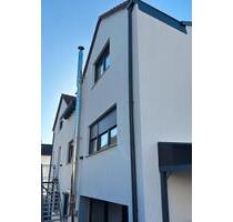 Maisonette-Wohnung mit Garten, 2 Stellplätzen + PROVISIONSFREI - Friedrichsdorf