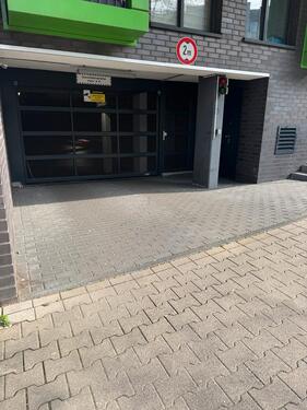 Foto - Tiefgaragenstellplatz - 90,00&nbsp;EUR Miete,