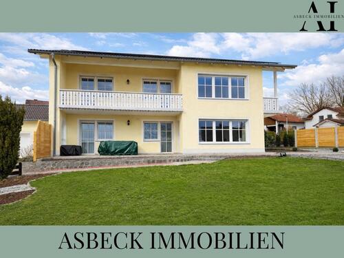 Foto - Helle und großzügige 4-Zimmer-Wohnung mit hochwertiger Einbauküche und eigener Garage