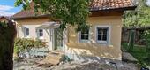 Foto - Kleines, saniertes Bauernhaus mit Garten und Nebengebäude