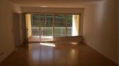 Foto - Helle Wohnung mit überdachtem Balkon, Tiefgarage und Gäste-WC