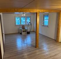 Zu vermieten: 3-Zimmer-Wohnung im OG mit Balkon - Eberdingen