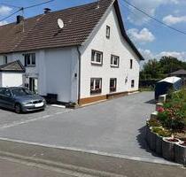 Gemütliche Doppelhaushälfte - 1.200,00 EUR Kaltmiete, in Wiehl (PLZ: 51674)
