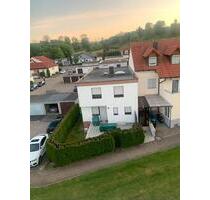 Schönes Einfamilienhaus Reihenendhaus mit Sechs Zimmern - Amstetten